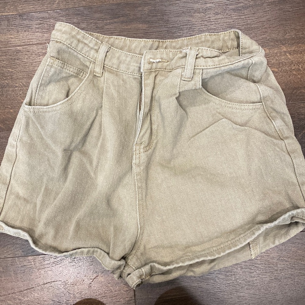 Princess Polly, brownish green shorts, size 6